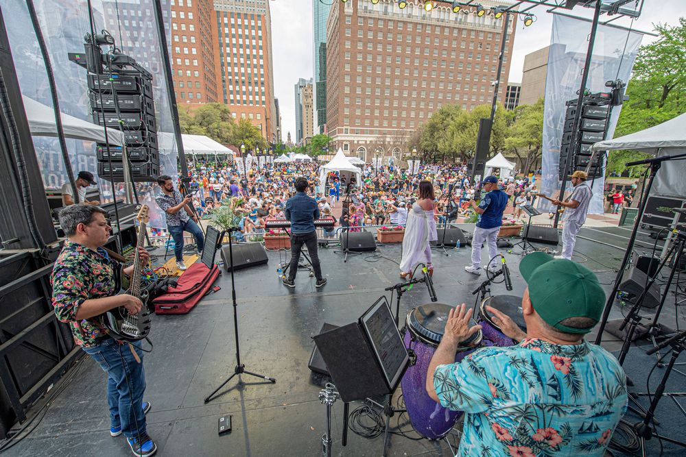 Main Street Fort Worth Arts Festival Is Here! News Talk WBAPAM