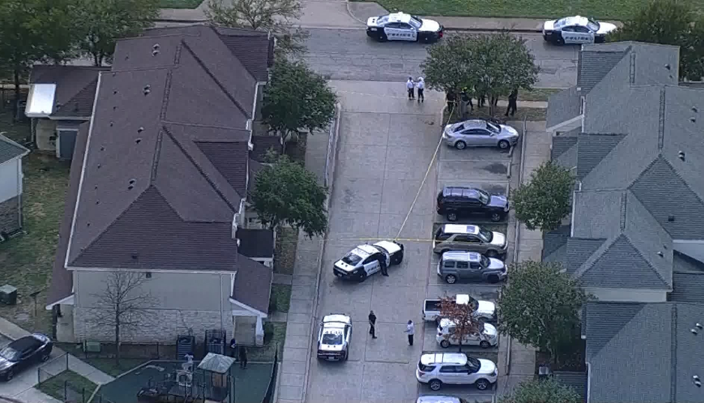 Man shot in southeast Dallas parking lot dies; no arrest announced